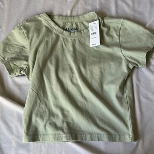 NWT brandy melville crop top